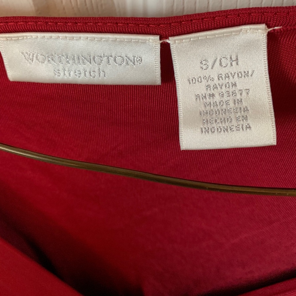Red Washington Stretch blouse - Picture 2 of 2